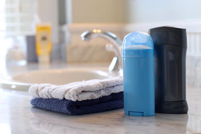 how to choose a chemical free deodorant