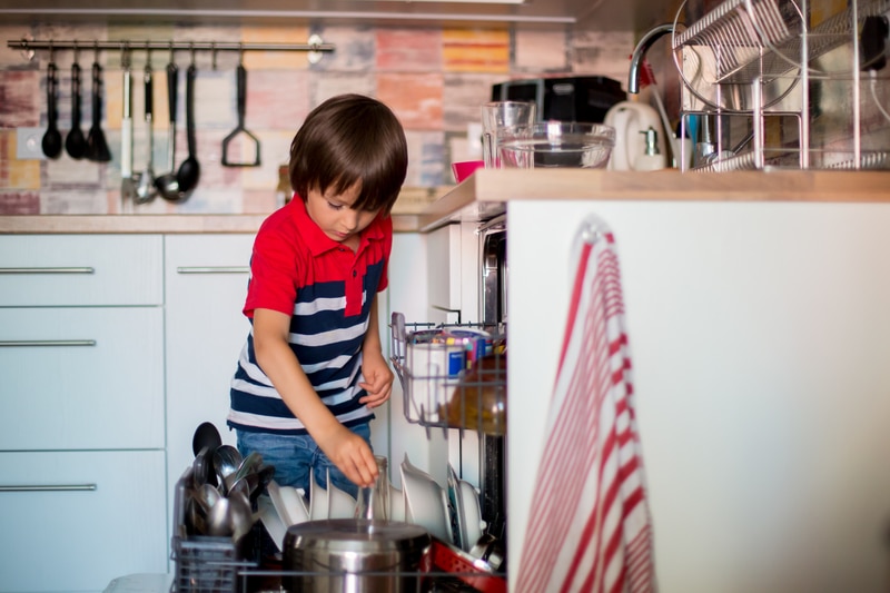 Do dishwasher pods expire? What to know & avoid